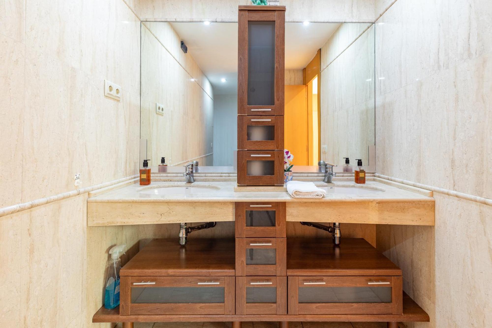 Penthouse Duplex In A 4 Floors Spanish House -8 Min To Center By Metro Valencia Buitenkant foto